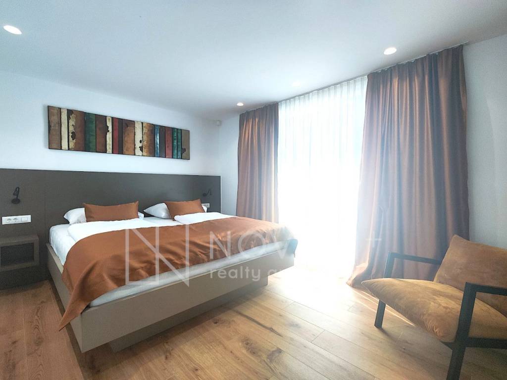 Vila, Prodaja, Podstrana, Podstrana