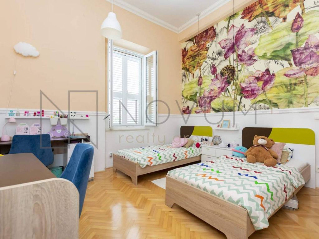 Stan u starijoj zgradi, Prodaja, Dugi rat, Dugi Rat