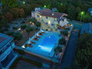 Vila, Prodaja, Starigrad, Tribanj