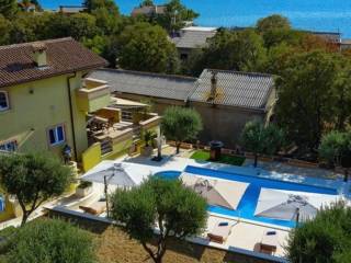 Vila, Prodaja, Starigrad, Tribanj