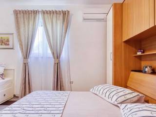 Vila, Prodaja, Starigrad, Tribanj