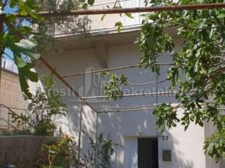 House by the sea, Sale, Rab, Banjol