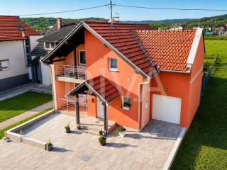 Slavonski Brod, Slavonski Brod