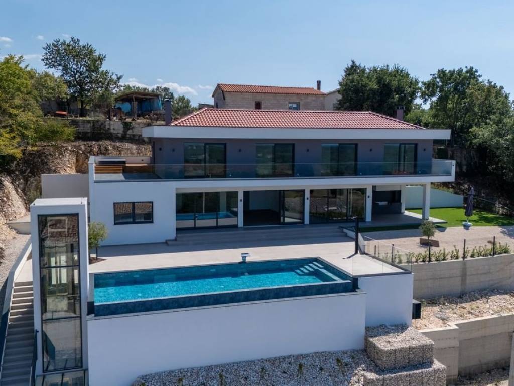 Vila, Prodaja, Vizinada, Ferenci