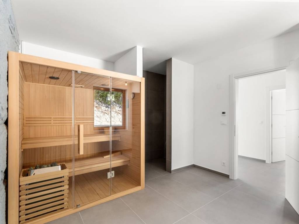 Vila, Prodaja, Vizinada, Ferenci