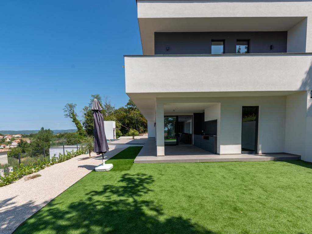 Vila, Prodaja, Vizinada, Ferenci