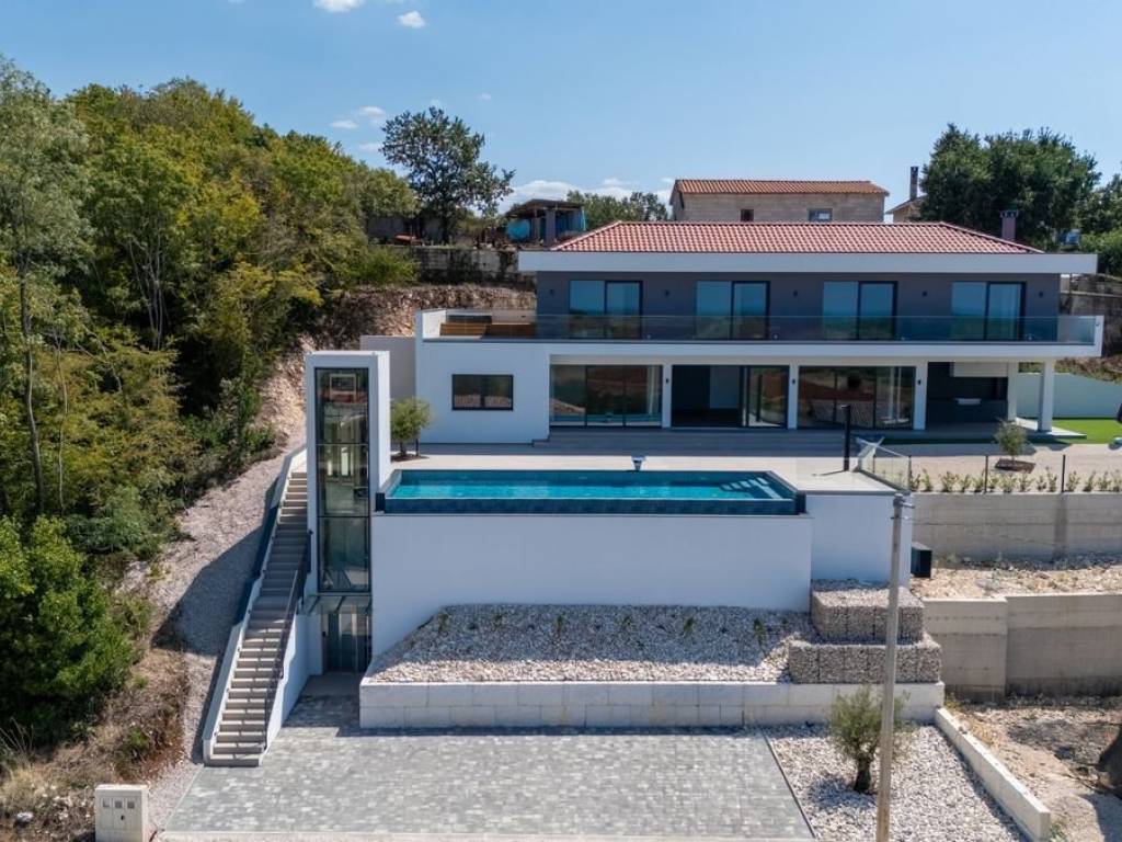 Vila, Prodaja, Vizinada, Ferenci