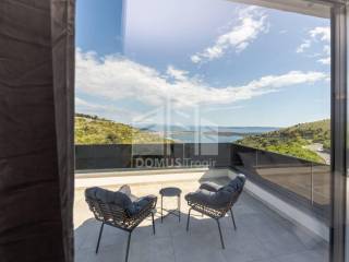 Vila, Prodaja, Seget, Seget Gornji