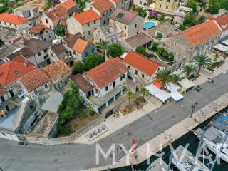 Jelsa, Vrboska