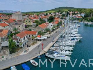 Jelsa, Vrboska