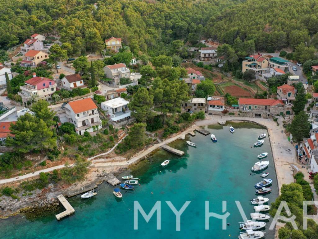 Jelsa, Vrboska