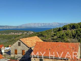Kuca u nizu, Prodaja, Jelsa, Pitve