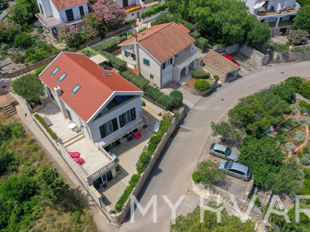 Kuca na moru, Prodaja, Jelsa, Jelsa