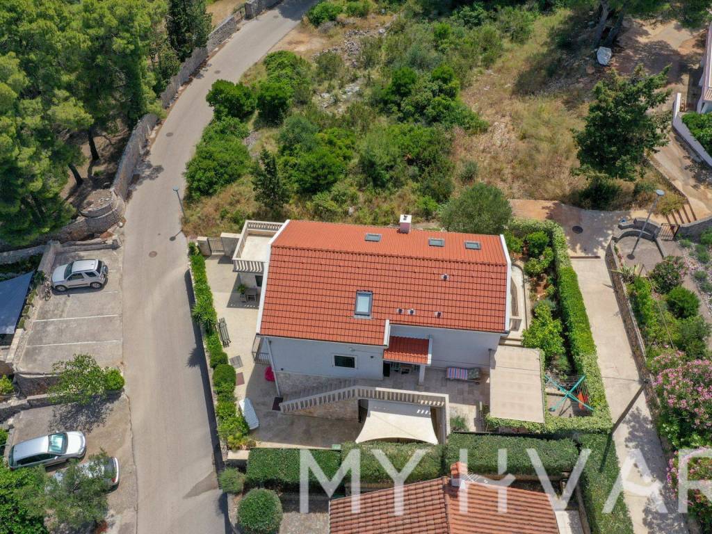 Kuca na moru, Prodaja, Jelsa, Jelsa