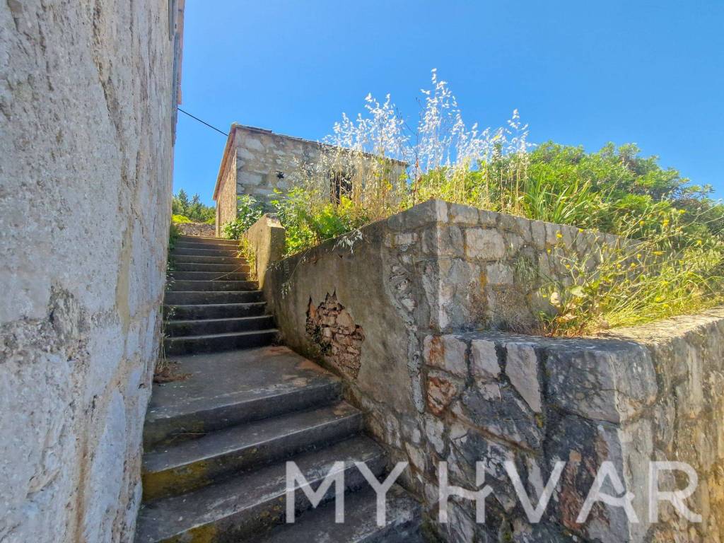 Samostojeca kuca, Prodaja, Jelsa, Pitve