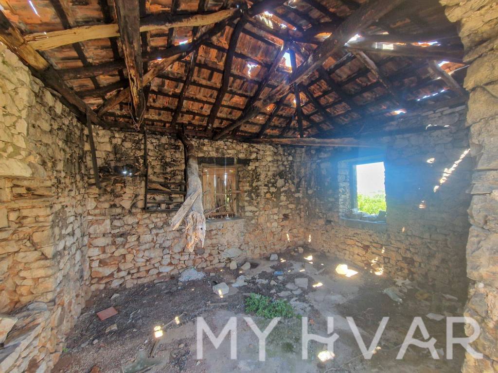 Samostojeca kuca, Prodaja, Jelsa, Pitve