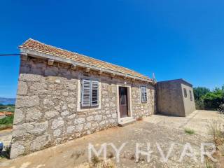 Samostojeca kuca, Prodaja, Jelsa, Pitve
