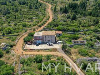 Samostojeca kuca, Prodaja, Jelsa, Pitve