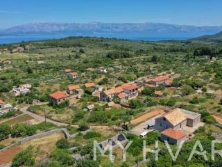Samostojeca kuca, Prodaja, Jelsa, Pitve