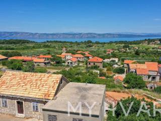 Samostojeca kuca, Prodaja, Jelsa, Pitve