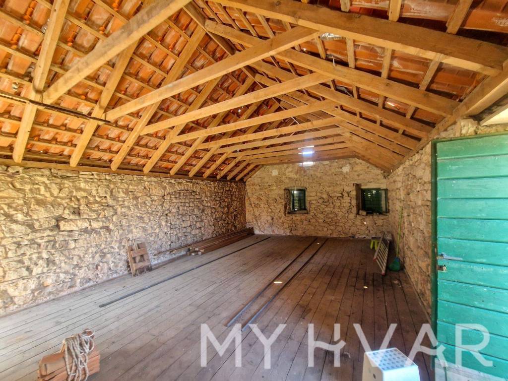 Kamena kuca, Prodaja, Stari grad, Vrbanj