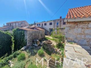 Kamena kuca, Prodaja, Stari grad, Vrbanj