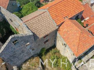 Kamena kuca, Prodaja, Jelsa, Pitve