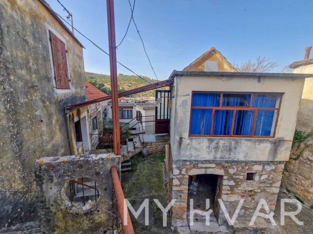 Kamena kuca, Prodaja, Stari grad, Vrbanj