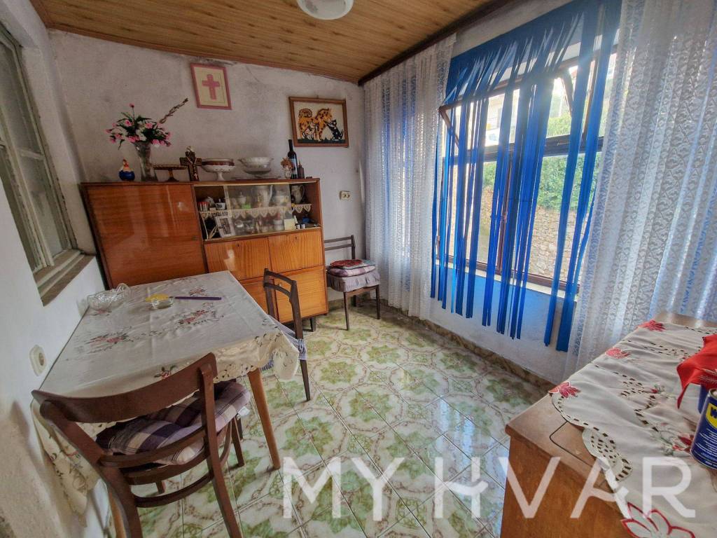 Kamena kuca, Prodaja, Stari grad, Vrbanj