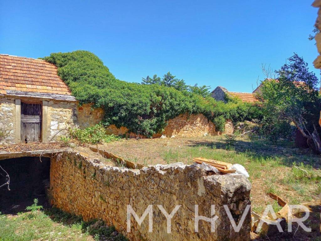 Kamena kuca, Prodaja, Stari grad, Vrbanj