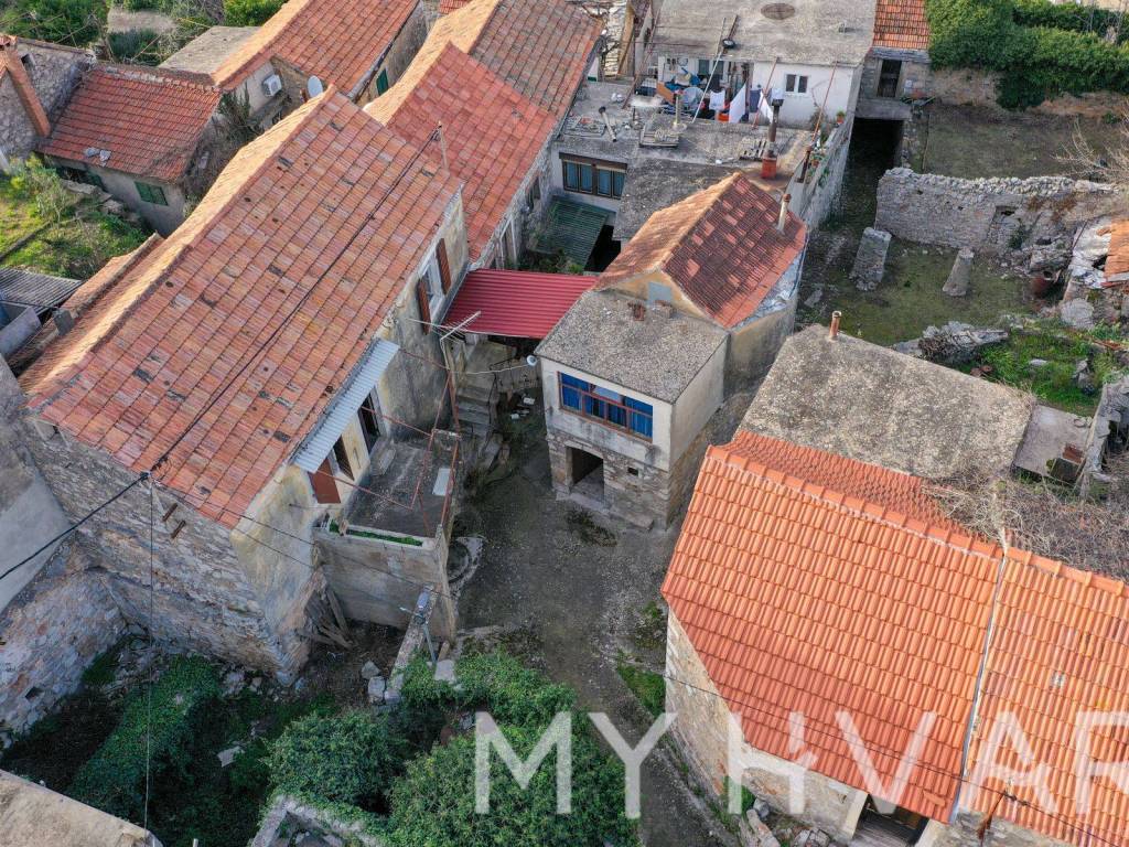 Kamena kuca, Prodaja, Stari grad, Vrbanj