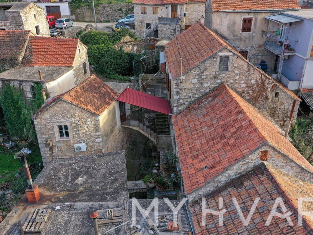 Kamena kuca, Prodaja, Stari grad, Vrbanj