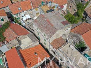 Kamena kuca, Prodaja, Stari grad, Stari Grad