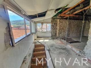 Kamena kuca, Prodaja, Stari grad, Stari Grad
