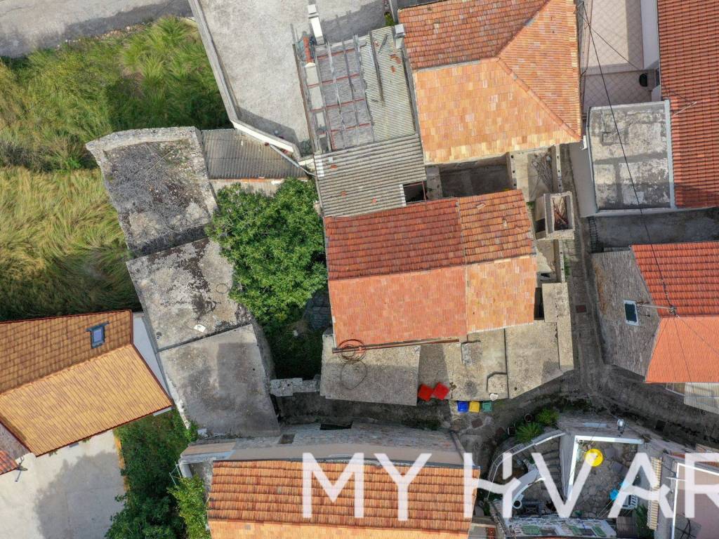 Kamena kuca, Prodaja, Stari grad, Vrbanj