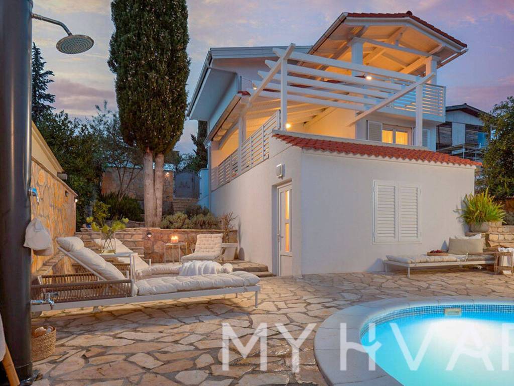Vila, Prodaja, Jelsa, Vrboska