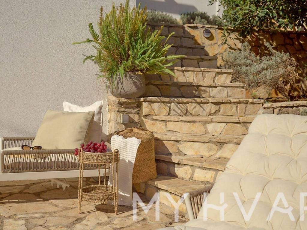 Vila, Prodaja, Jelsa, Vrboska