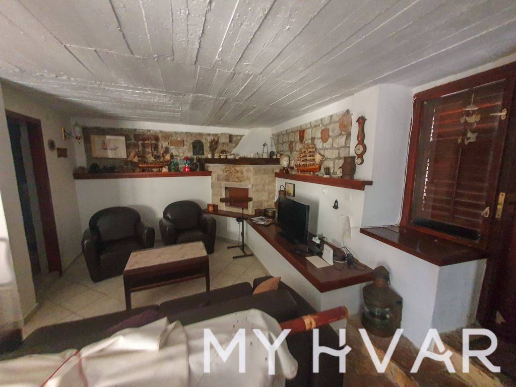Kamena kuca, Prodaja, Jelsa, Vrboska