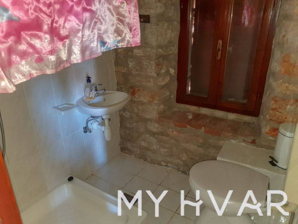 Kamena kuca, Prodaja, Jelsa, Vrboska