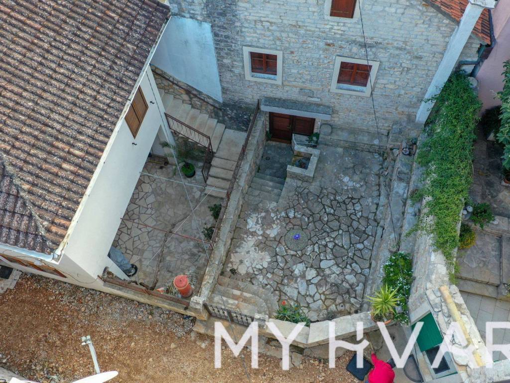 Kamena kuca, Prodaja, Jelsa, Vrboska