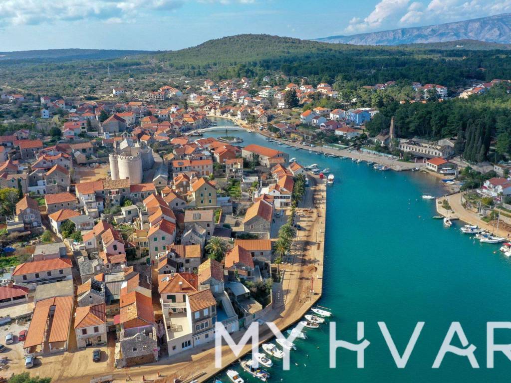 Kamena kuca, Prodaja, Jelsa, Vrboska
