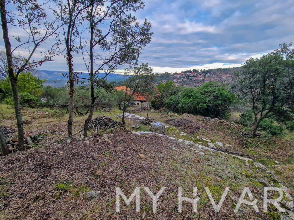 Kamena kuca, Prodaja, Stari grad, Dol