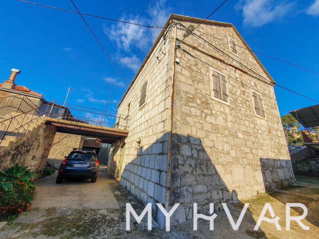 Kamena kuca, Prodaja, Jelsa, Zastrazisce