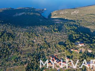 Kamena kuca, Prodaja, Jelsa, Zastrazisce