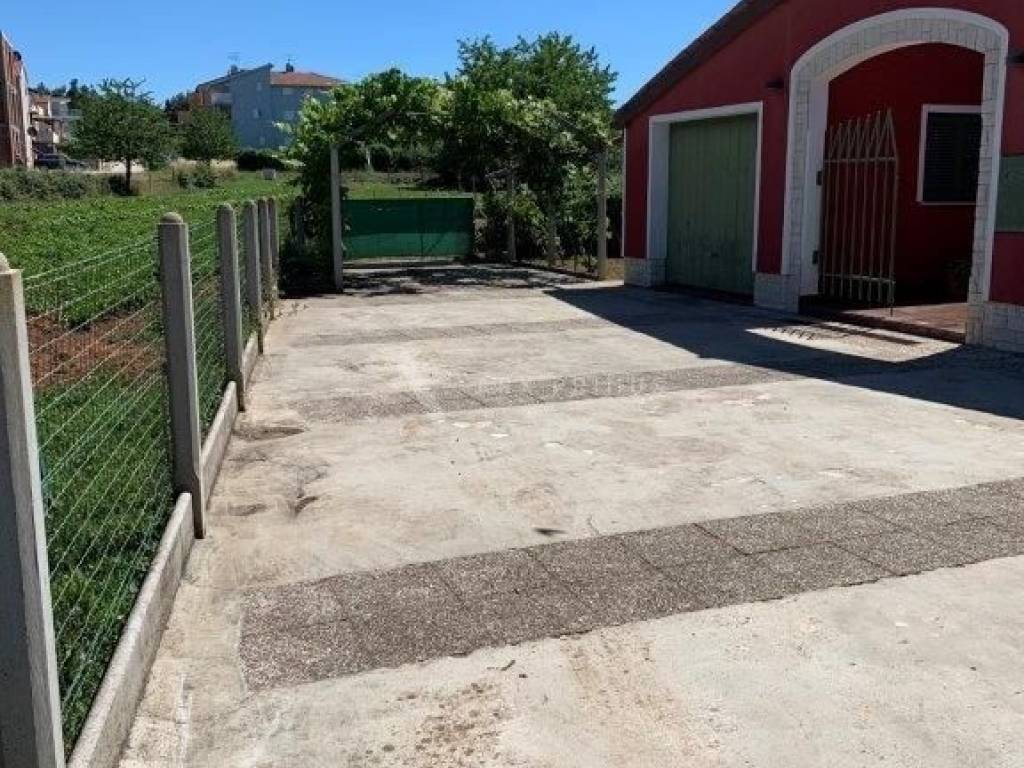 Dvojna kuca, Prodaja, Umag, Zambratija