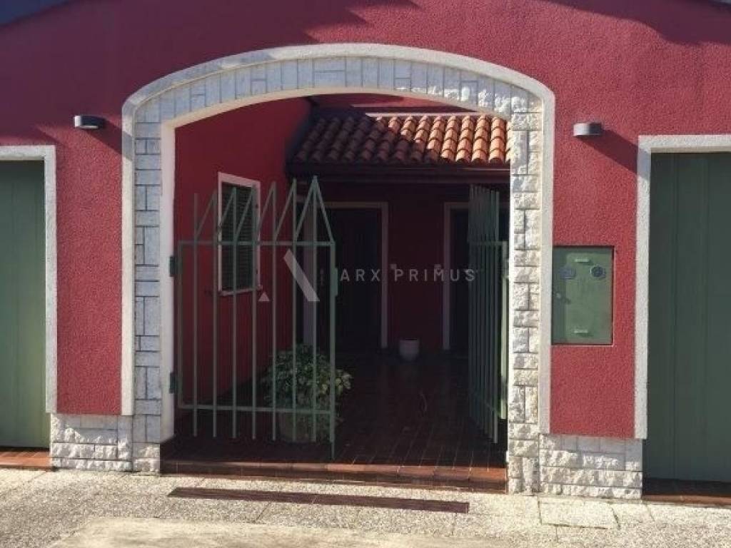 Dvojna kuca, Prodaja, Umag, Zambratija
