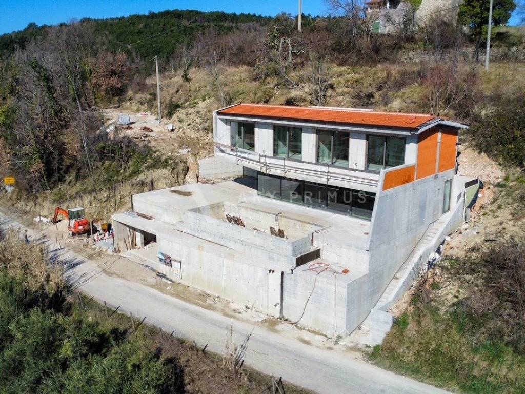 Buje, Krasica