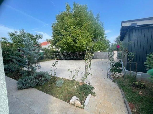 Samostojeca kuca, Prodaja, Umag, Babici