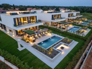 Vila, Prodaja, Porec, Kukci