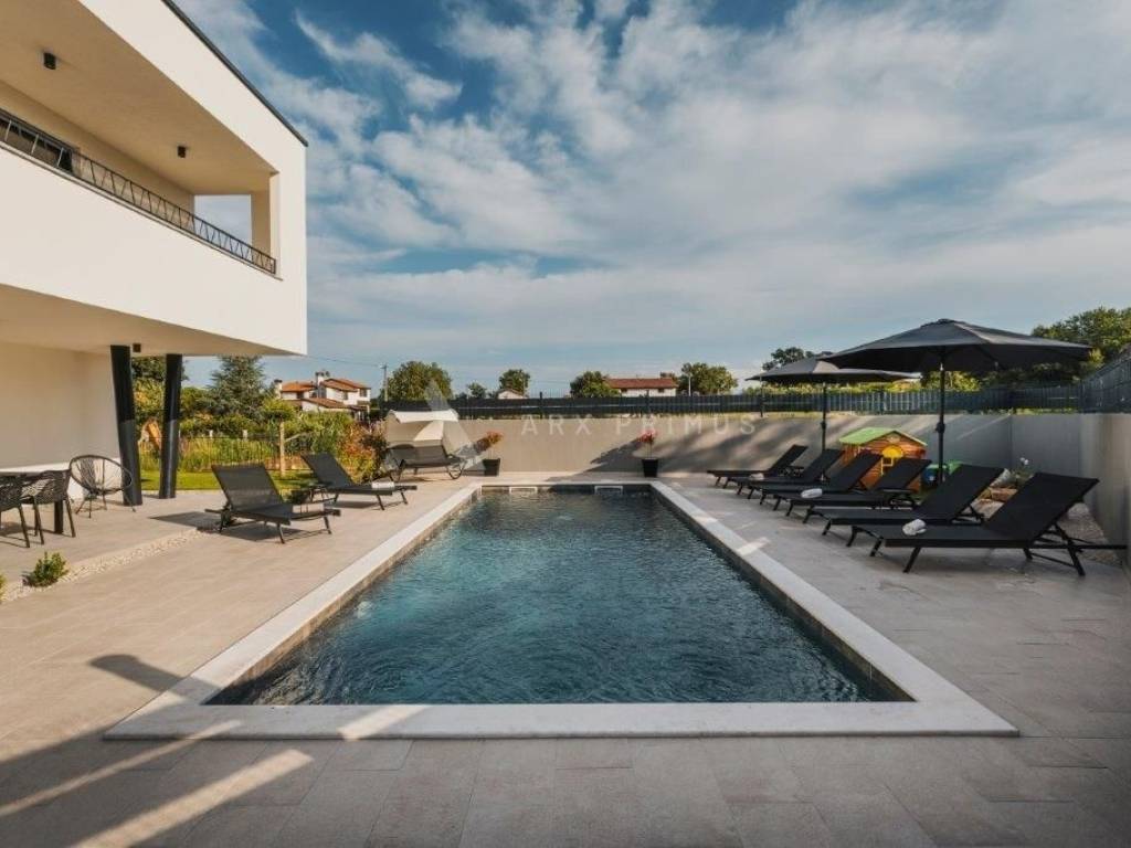 Apartmanska kuca, Prodaja, Umag, Cepljani